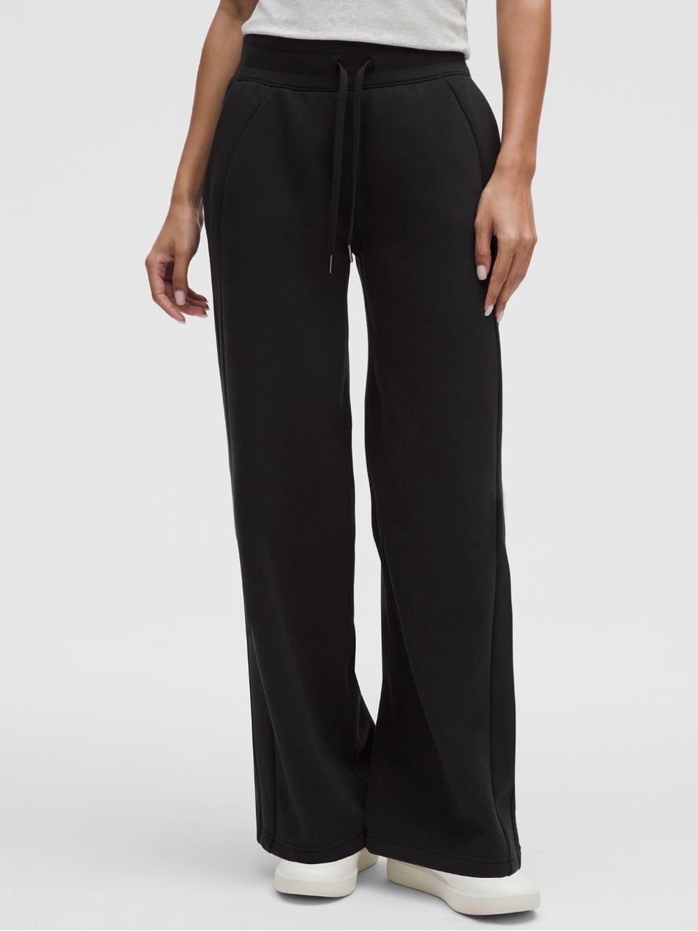 Lululemon Scuba Mid-Rise Black Wide-Leg Drawstring Pants - Medium
